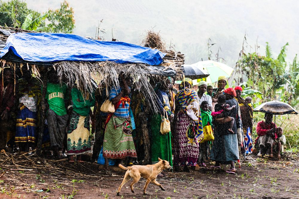 Waiting patients, Mozambique