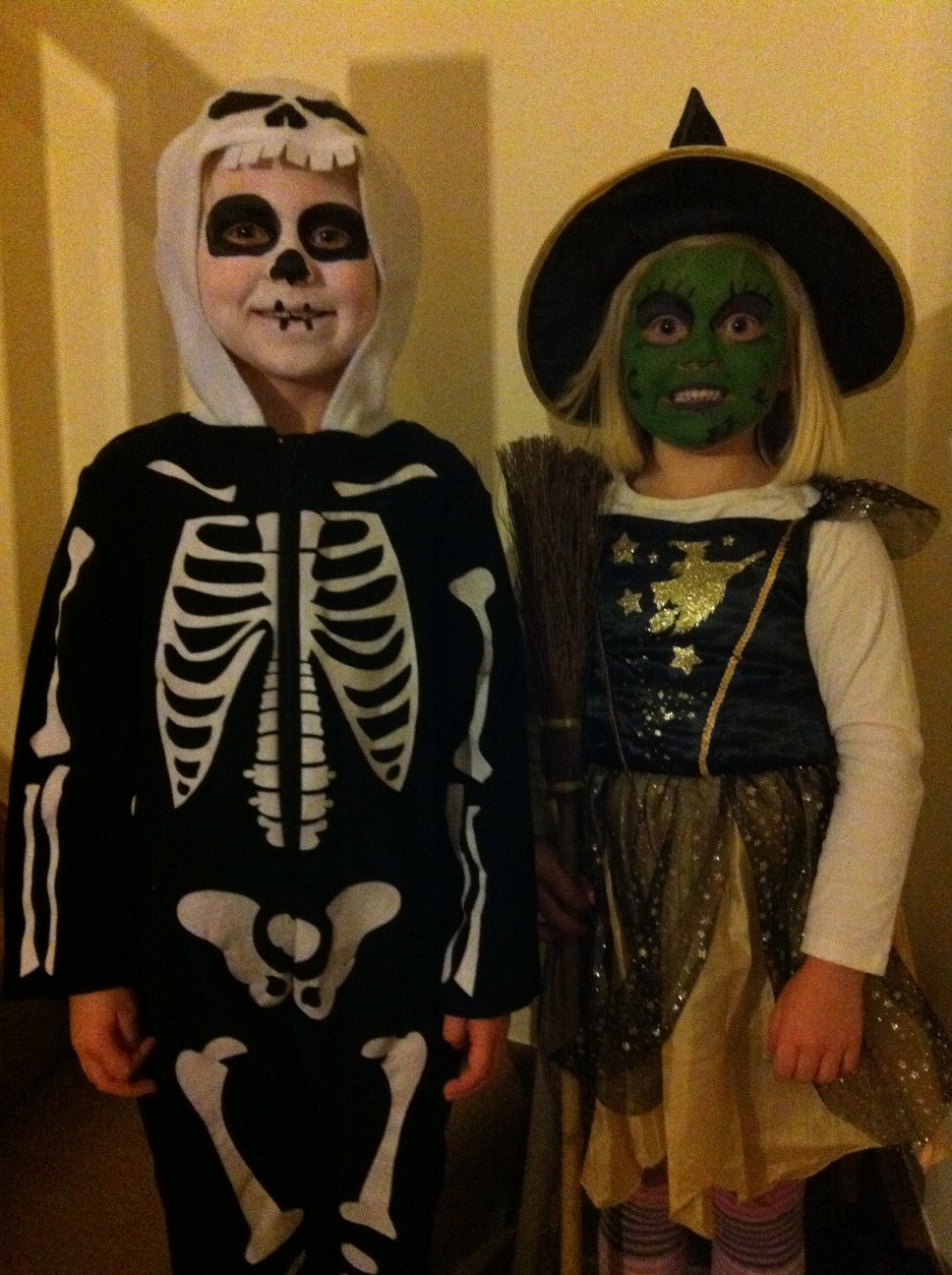 girls halloween 2013 no 2.jpg