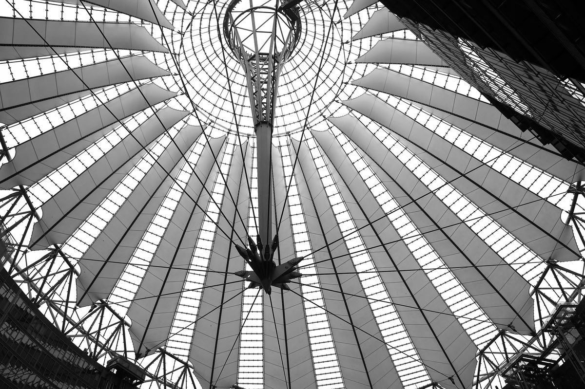 Inside roof image from Berlin shopping centre