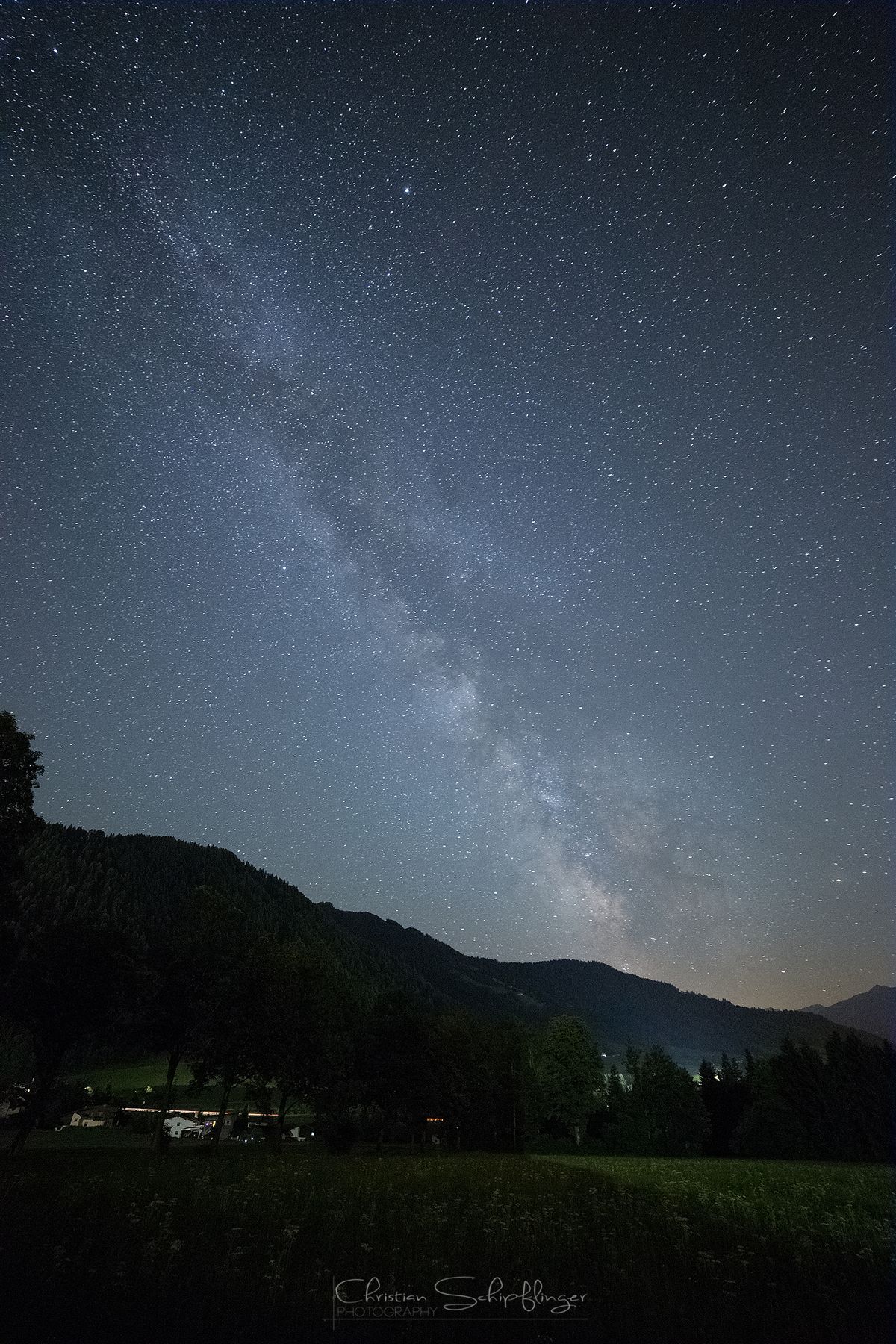 the milkyway on a very clear night, amazing strong, MINIMAL postprozess, only a little bit sharpness and the whitebalance