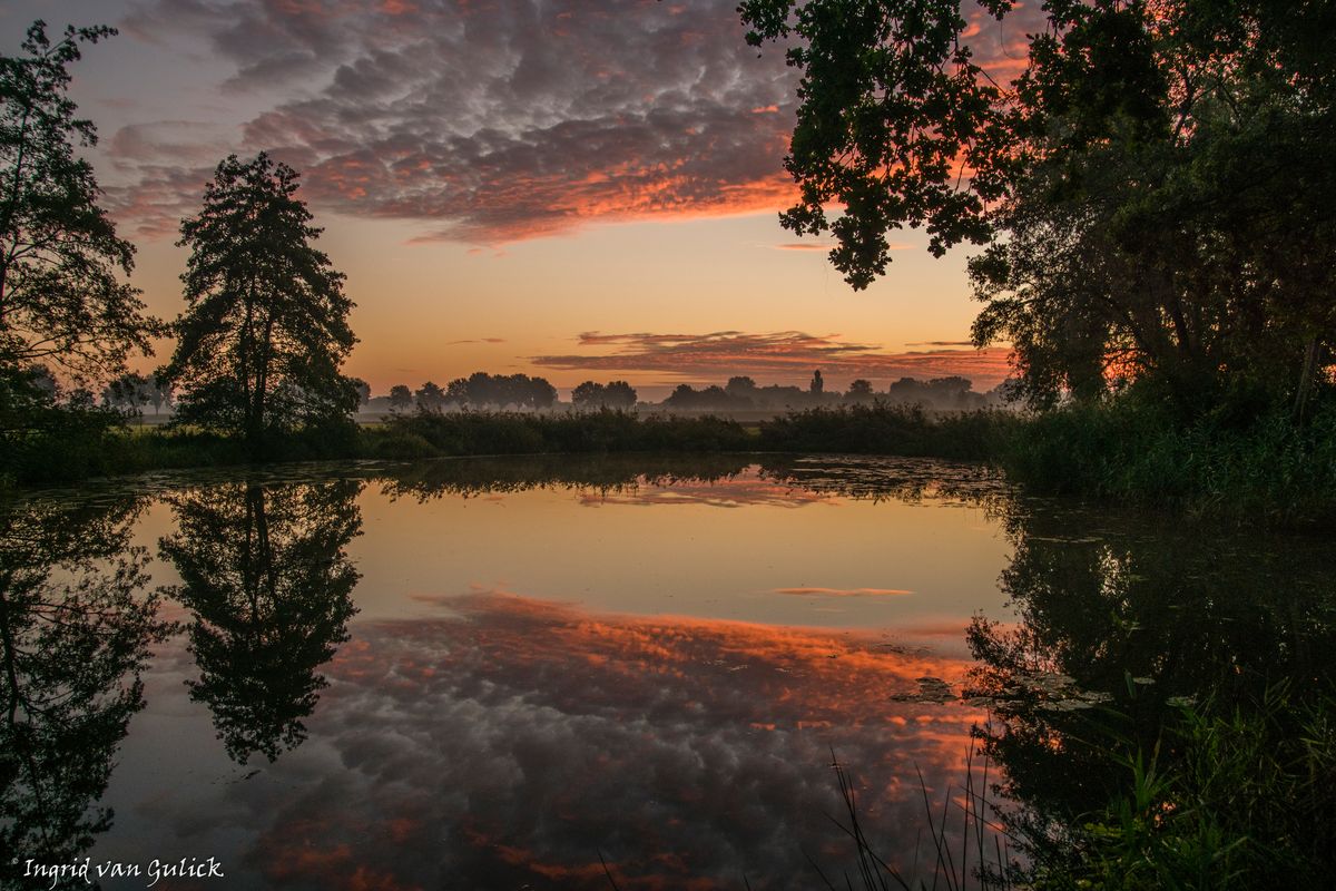 Schitterende Zonsopgang Keerdijk Den Dungen