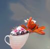 Tasse-mit-Blüte-eine-Spielerei.jpg