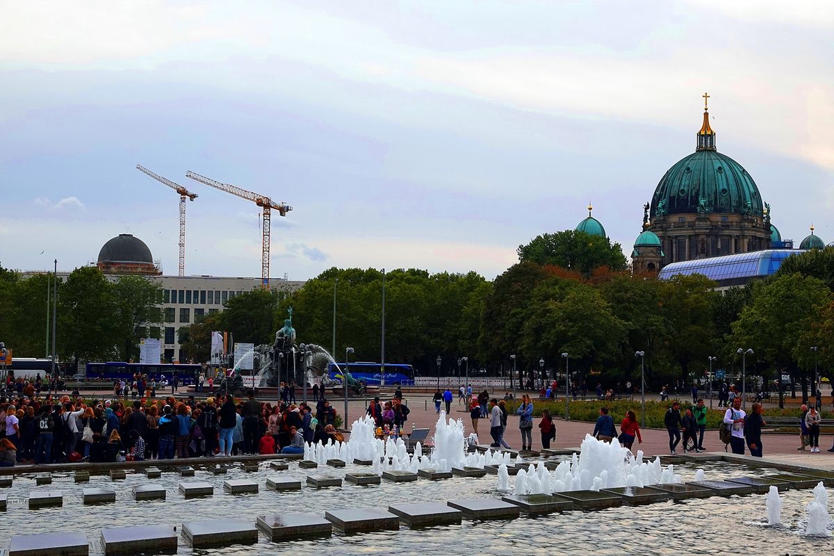 am Alexanderplatz.JPG