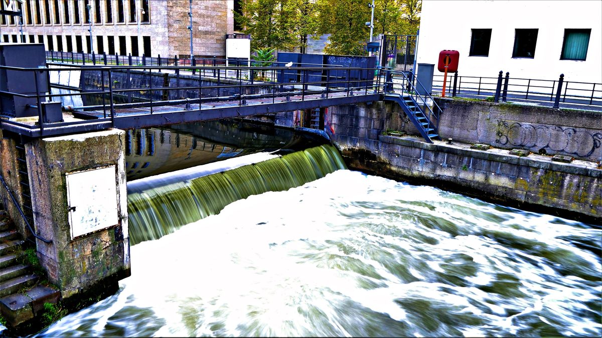 in Berlin mit Graufilter aufgenommen.jpg