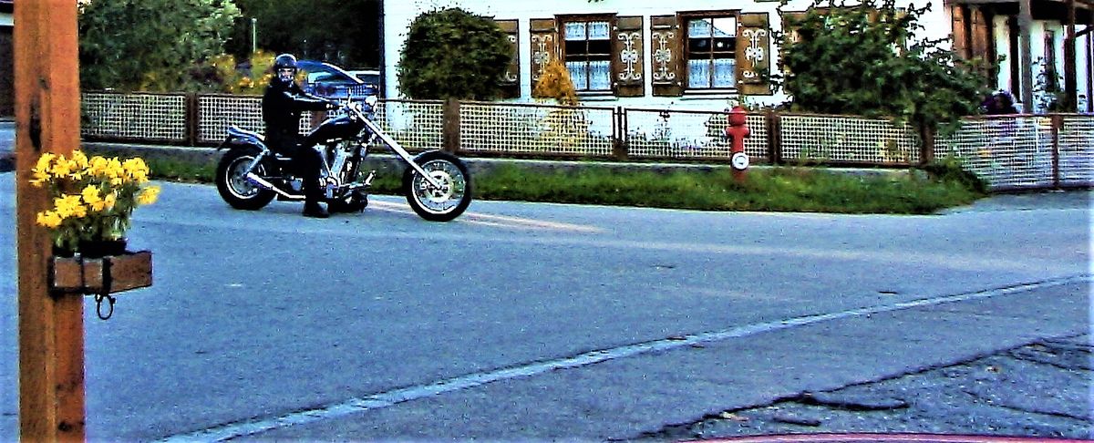 ausschnittform Motorradfahrer (2) - Kopie.jpg